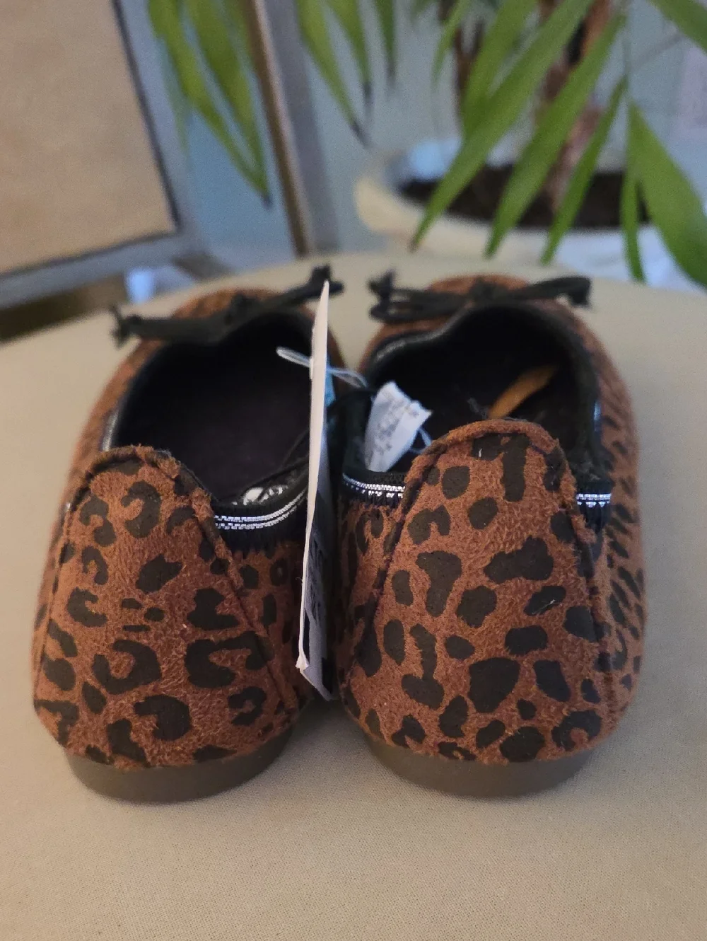 Girls Leopard Print Memory Foam Ballet Flats ❤️